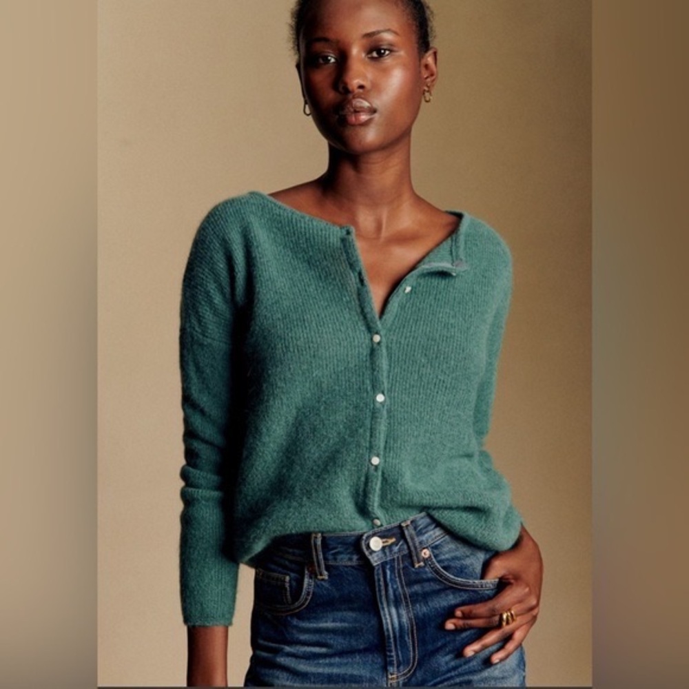 Sezane Gaspard Cardigan in Sage